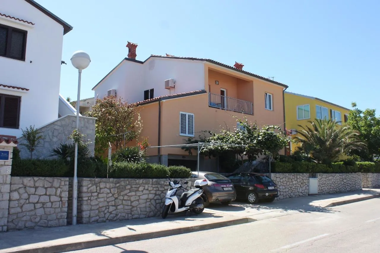 Apartments With A Parking Space Mali Lošinj 0*,  Croatie